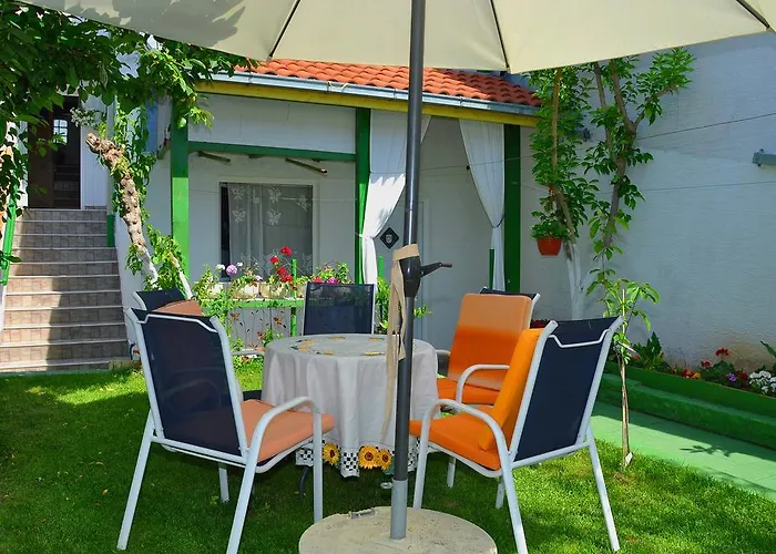 Bed & Breakfast And Anika